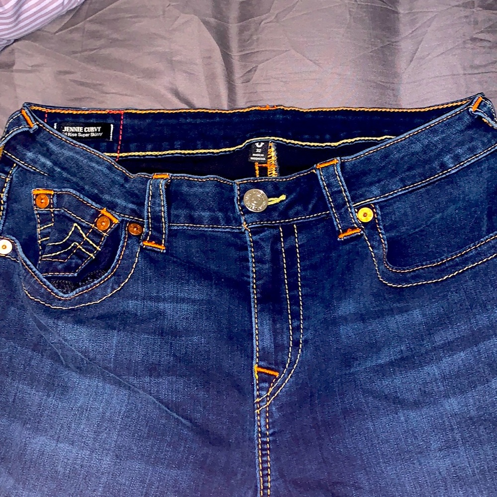 LIKE NEW- TRUE RELIGION JEANS
